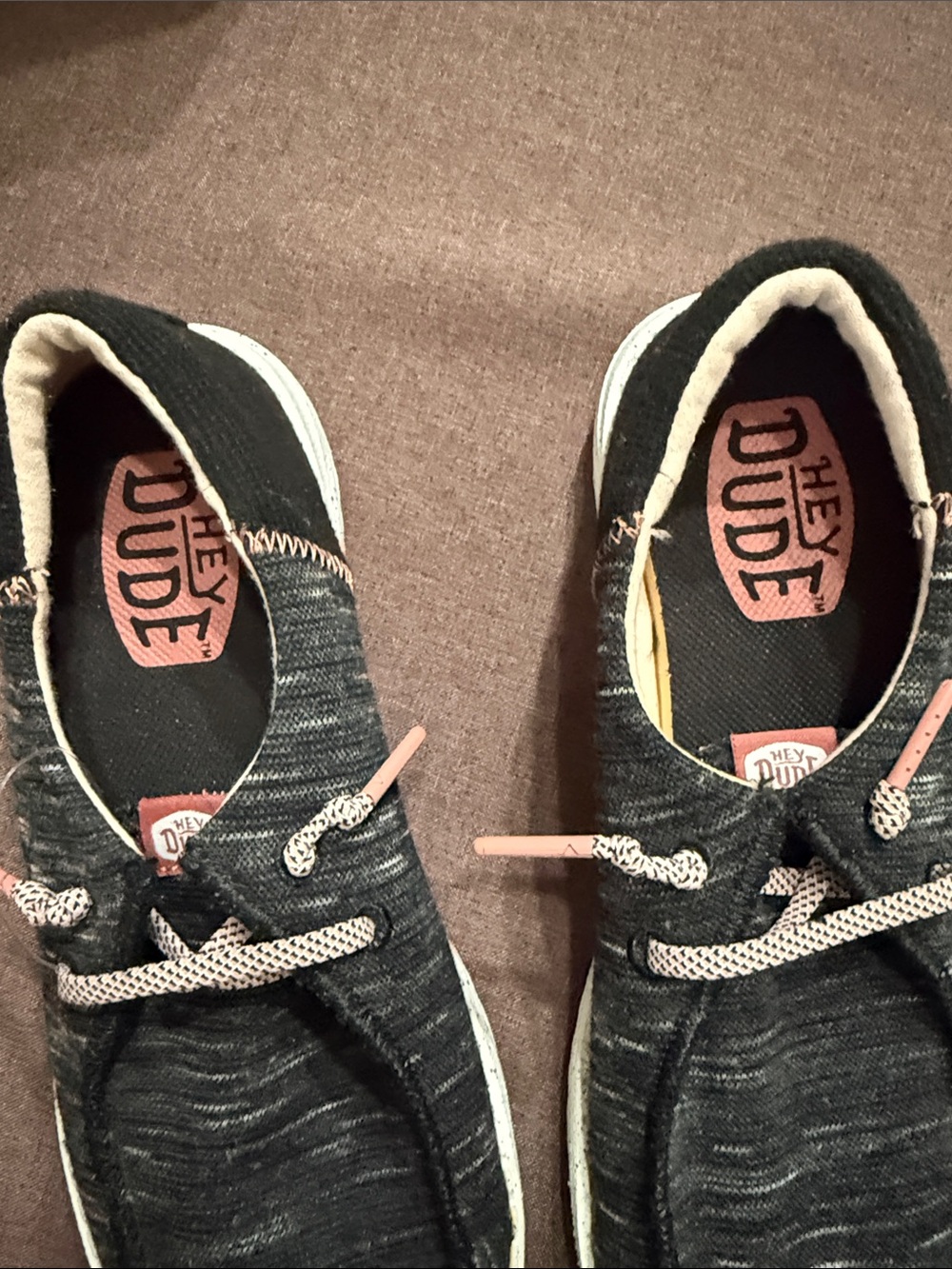 Hey dude Wendy, Black Odyssey size 7 - Picture 2 of 4